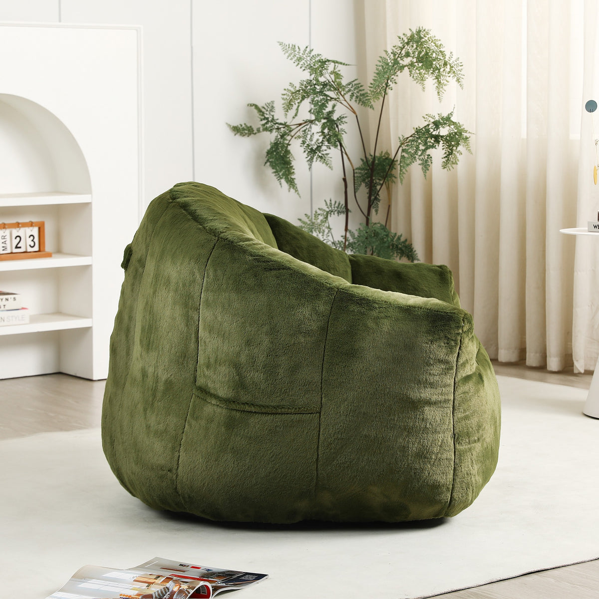 Pink / Green / White sofa - detail