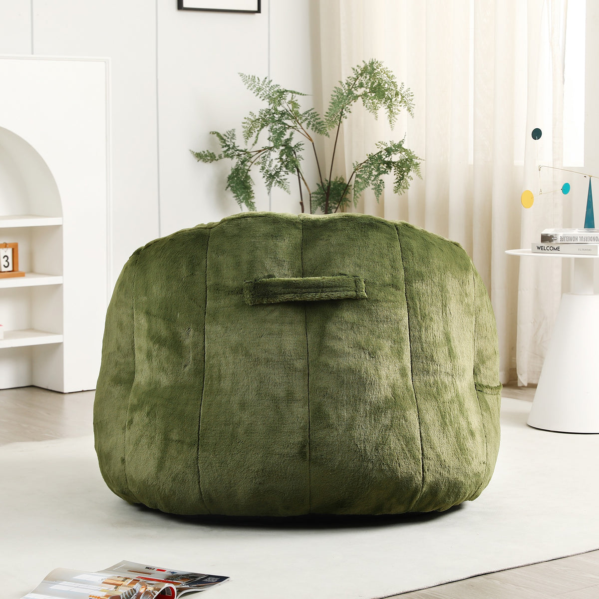 Pink / Green / White sofa - detail