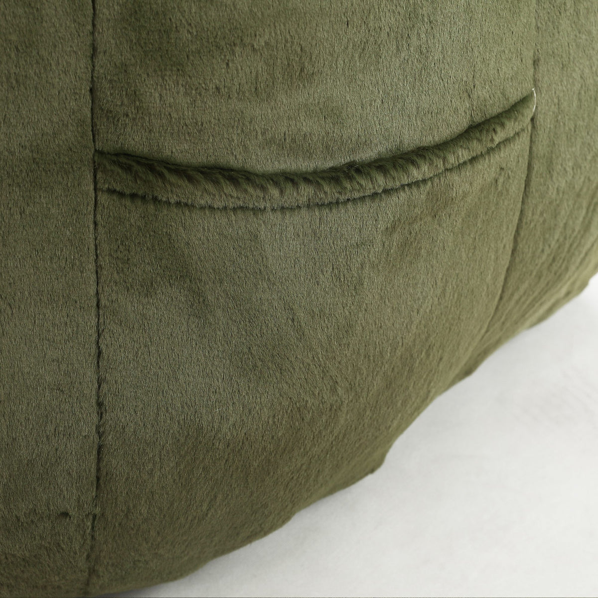 Pink / Green / White sofa - detail